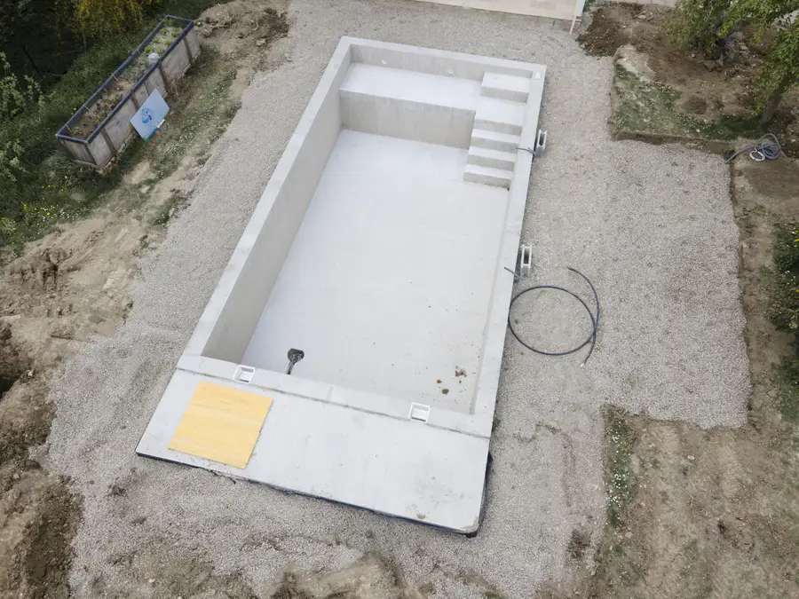 Common Signs Your Pool Needs Plastering Services in Torrance, CA Common Signs Your Pool Needs Plastering Services in Torrance, CA